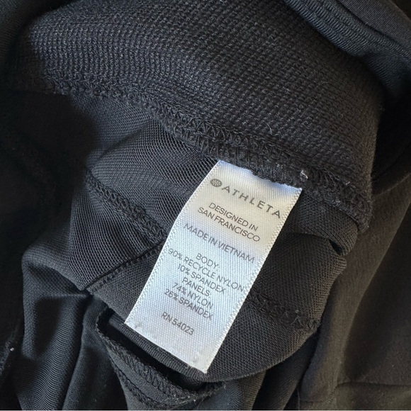 Athleta wander stash black cargo skinny pants size 2 - Picture 7 of 7